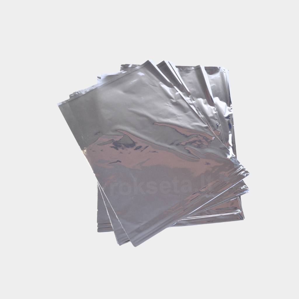 Small foil bags 20x25 cm.